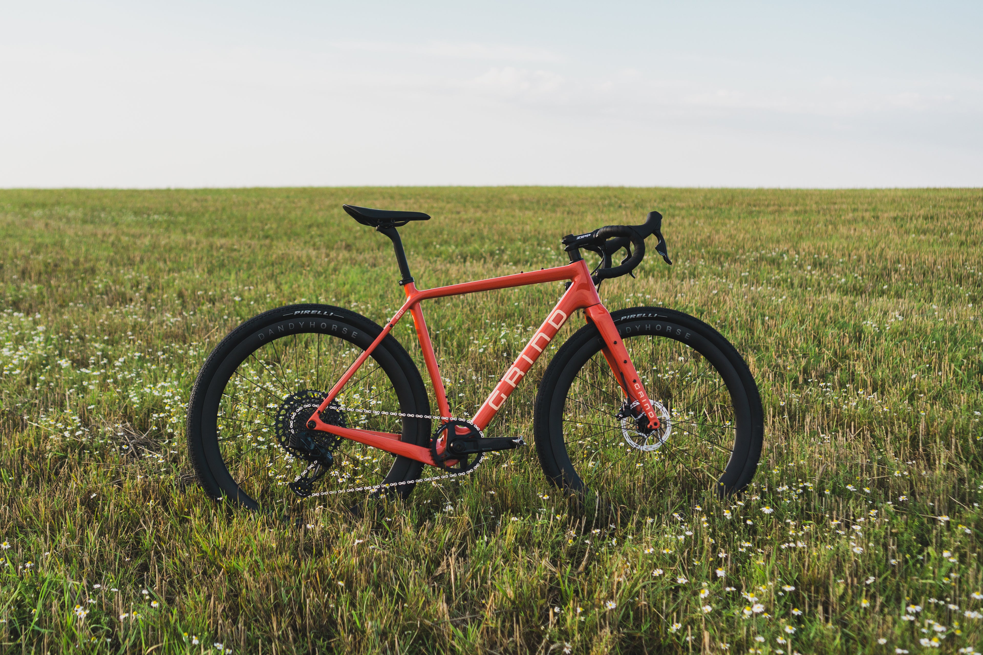 GRIND GR1ST CUSTOM BUILD RIVAL AXS MULLET DANDY HORSE CARBON WHEELS ZIPP
