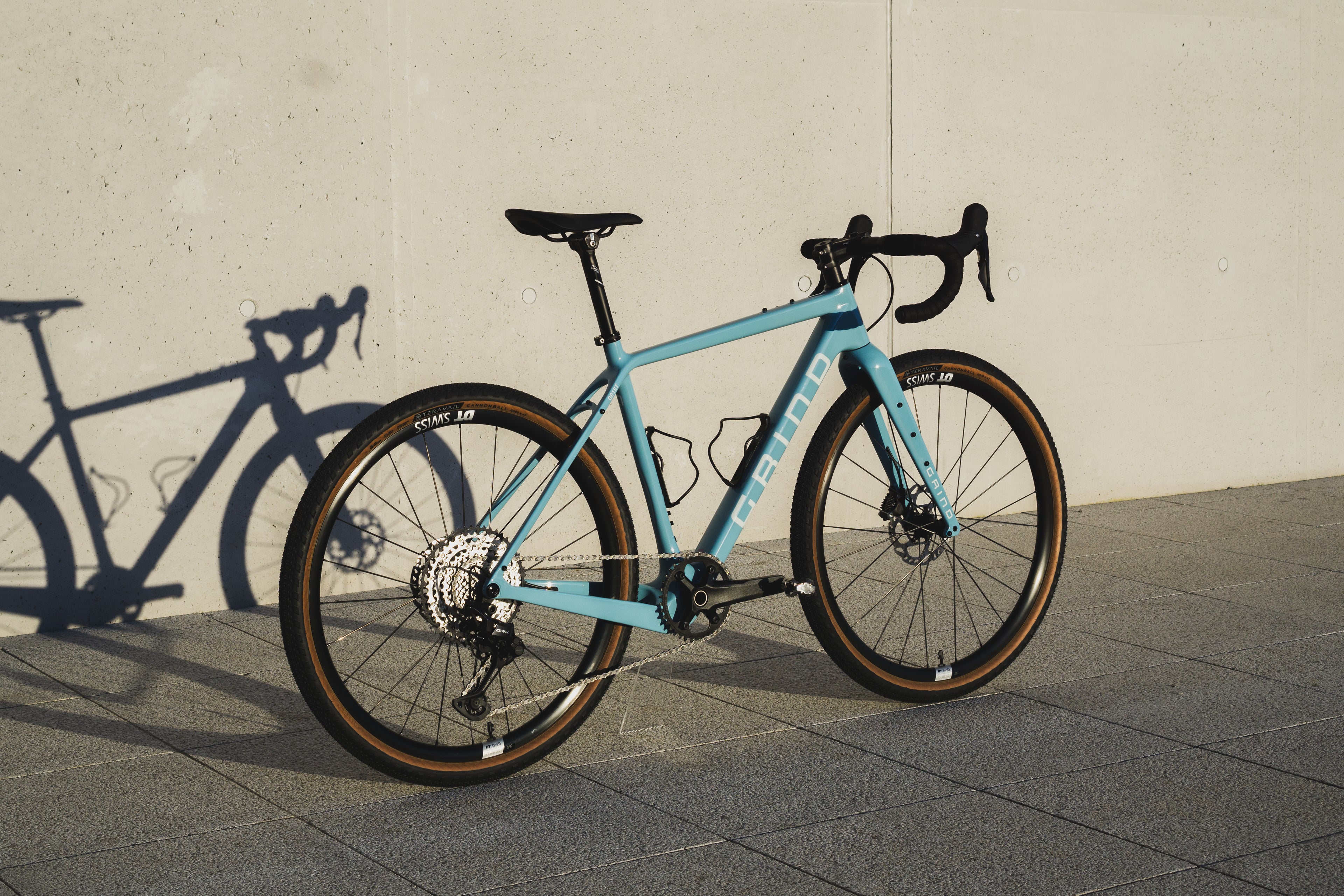 GRIND GR1ST CUSTOM BUILD SHIMANO GRX 1x12 DT SWISS TERAVAIL 2
